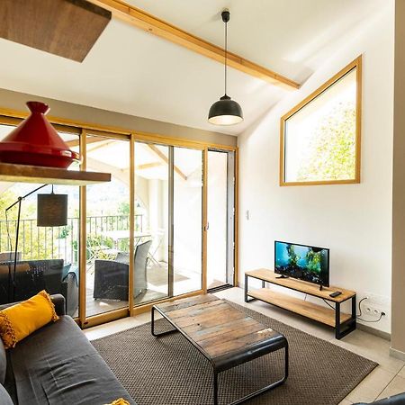 Appartement 4/6 Places Sud Ardeche Rosières Buitenkant foto