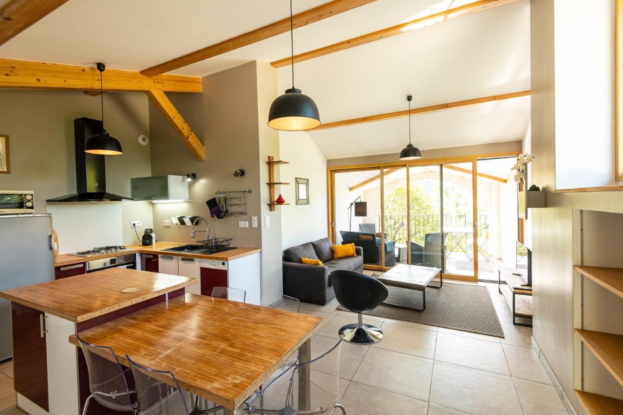 Appartement 4/6 Places Sud Ardeche Rosières Buitenkant foto