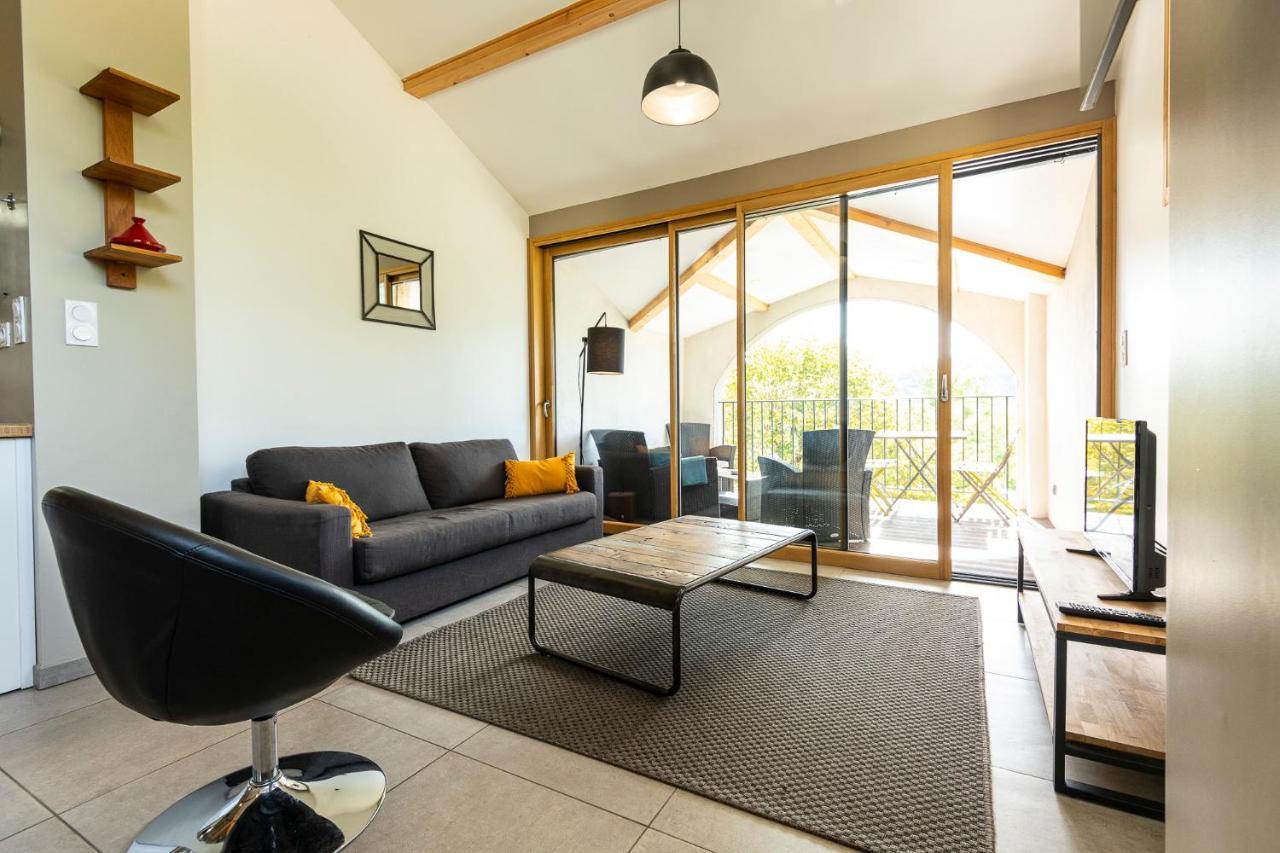 Appartement 4/6 Places Sud Ardeche Rosières Buitenkant foto